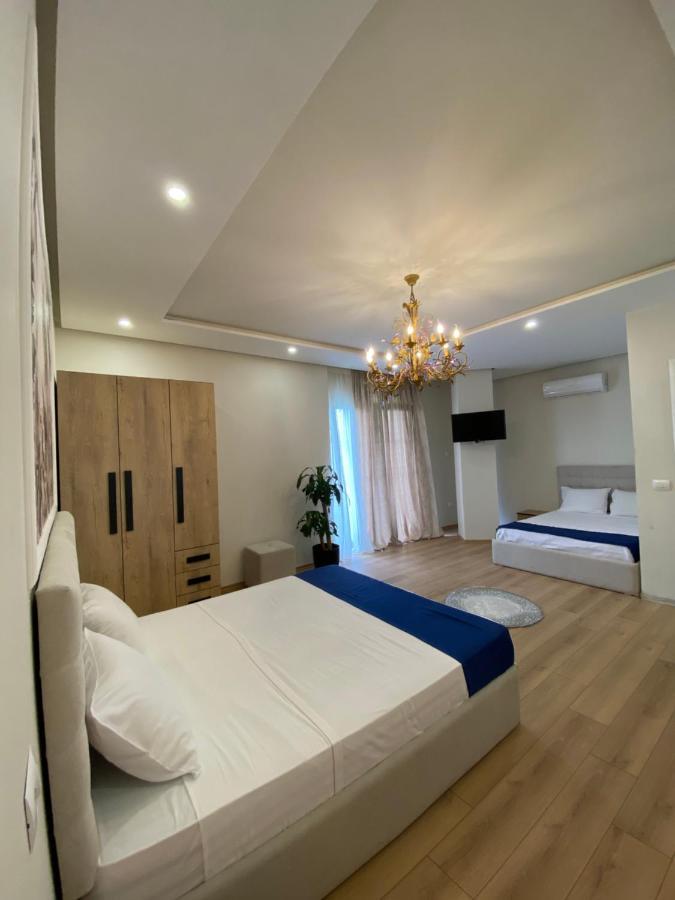 Villa D Hotel-Restaurant-Private Beach Durrës Exteriér fotografie